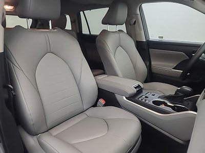 2026 Toyota Highlander XLE
