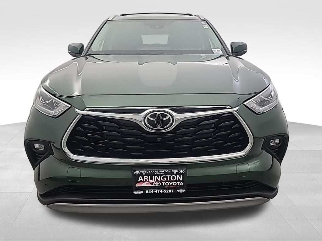 2025 Toyota Highlander Platinum