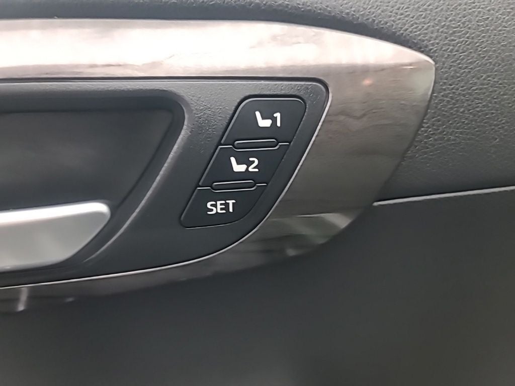 2025 Toyota Highlander Platinum