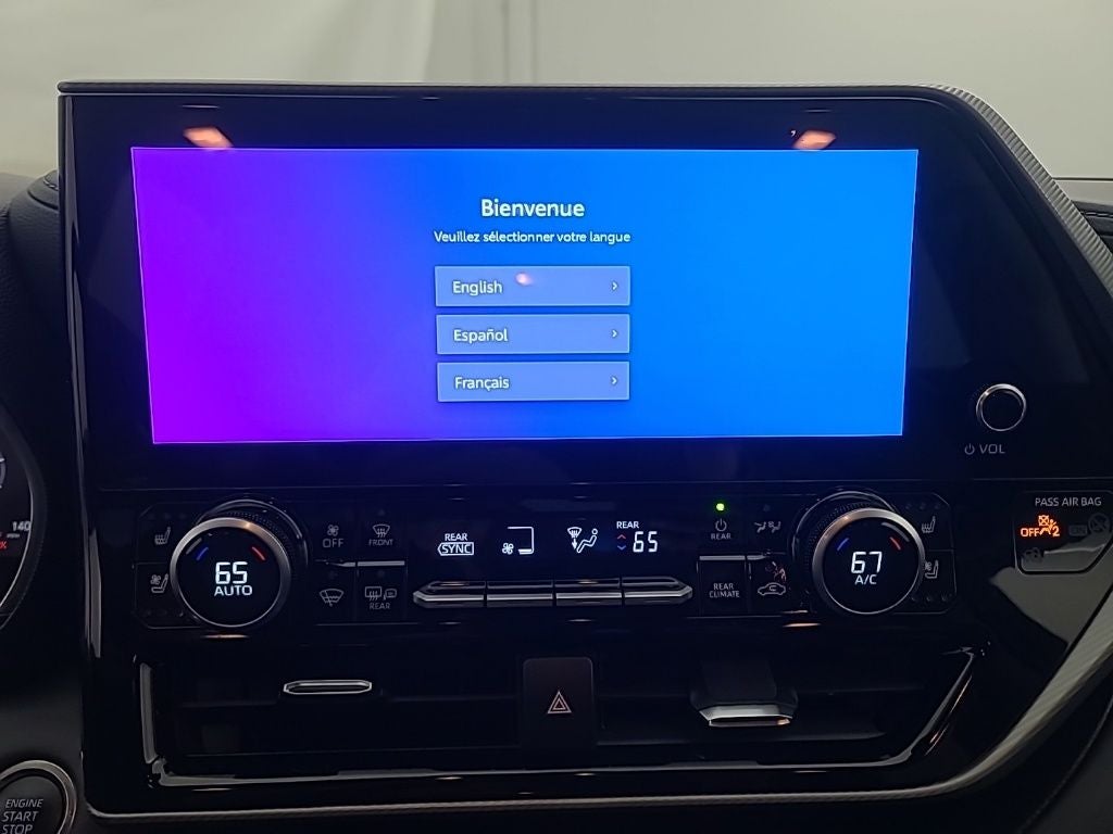 2025 Toyota Highlander Platinum