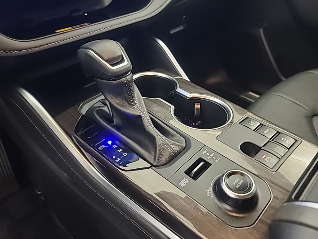 2025 Toyota Highlander Platinum