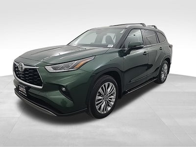 2025 Toyota Highlander Platinum