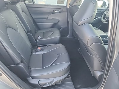 2026 Toyota Highlander XLE