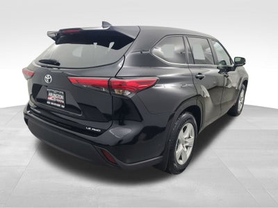 2023 Toyota Highlander LE