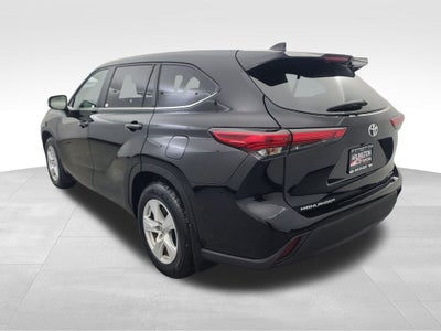 2023 Toyota Highlander LE