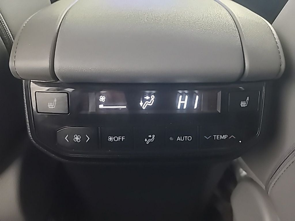 2025 Toyota HIGHLANDER Platinum