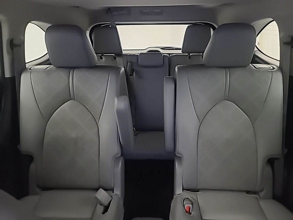 2025 Toyota HIGHLANDER Platinum