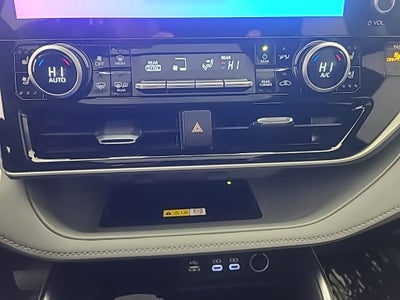 2025 Toyota HIGHLANDER Platinum