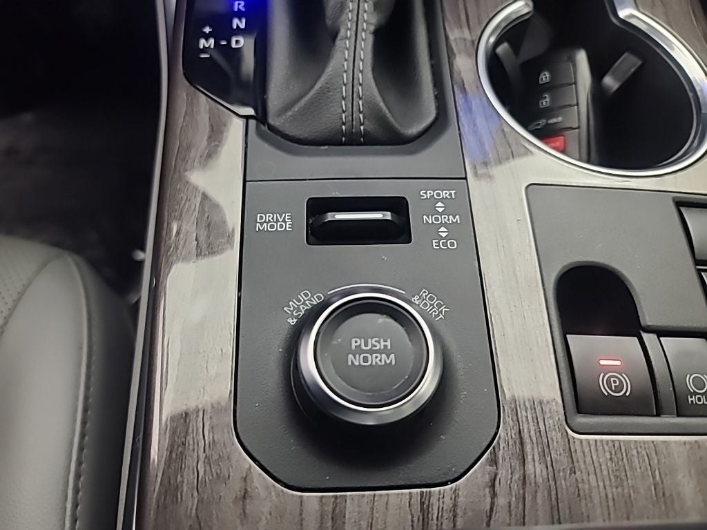 2025 Toyota HIGHLANDER Platinum