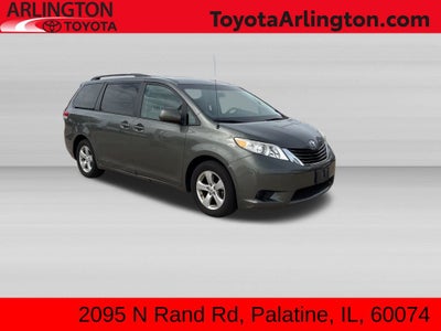 2012 Toyota Sienna LE 8 Passenger