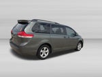2012 Toyota Sienna LE 8 Passenger