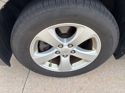 2012 Toyota Sienna LE 8 Passenger