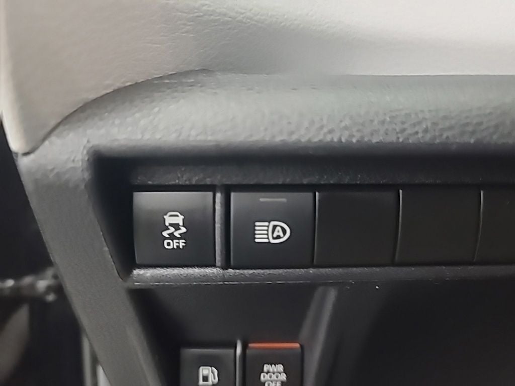 2025 Toyota Sienna LE 8 Passenger