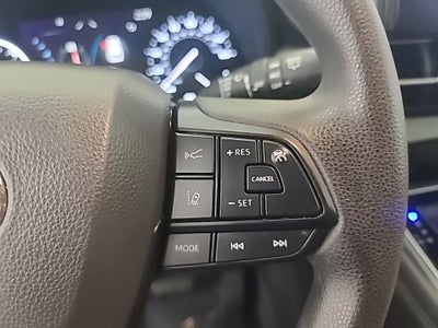2025 Toyota Sienna LE 8 Passenger