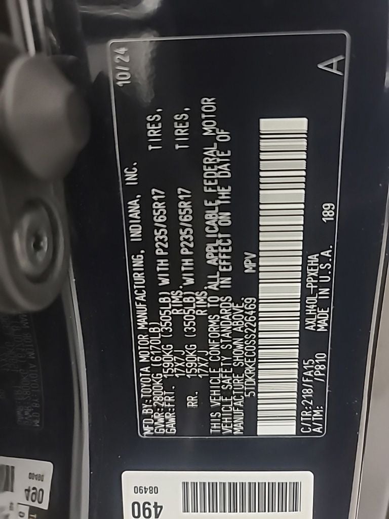2025 Toyota Sienna LE 8 Passenger