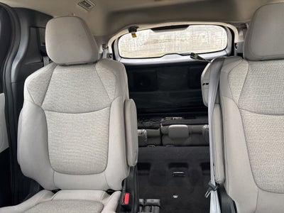 2025 Toyota SIENNA LE LE 8 Passenger