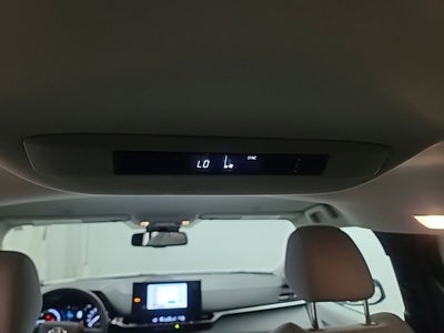 2026 Toyota Sienna LE 8 Passenger