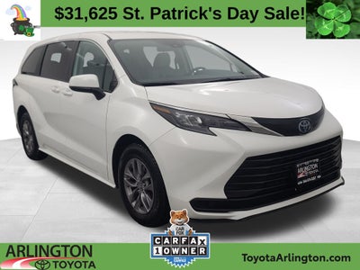 2024 Toyota Sienna LE 8 Passenger