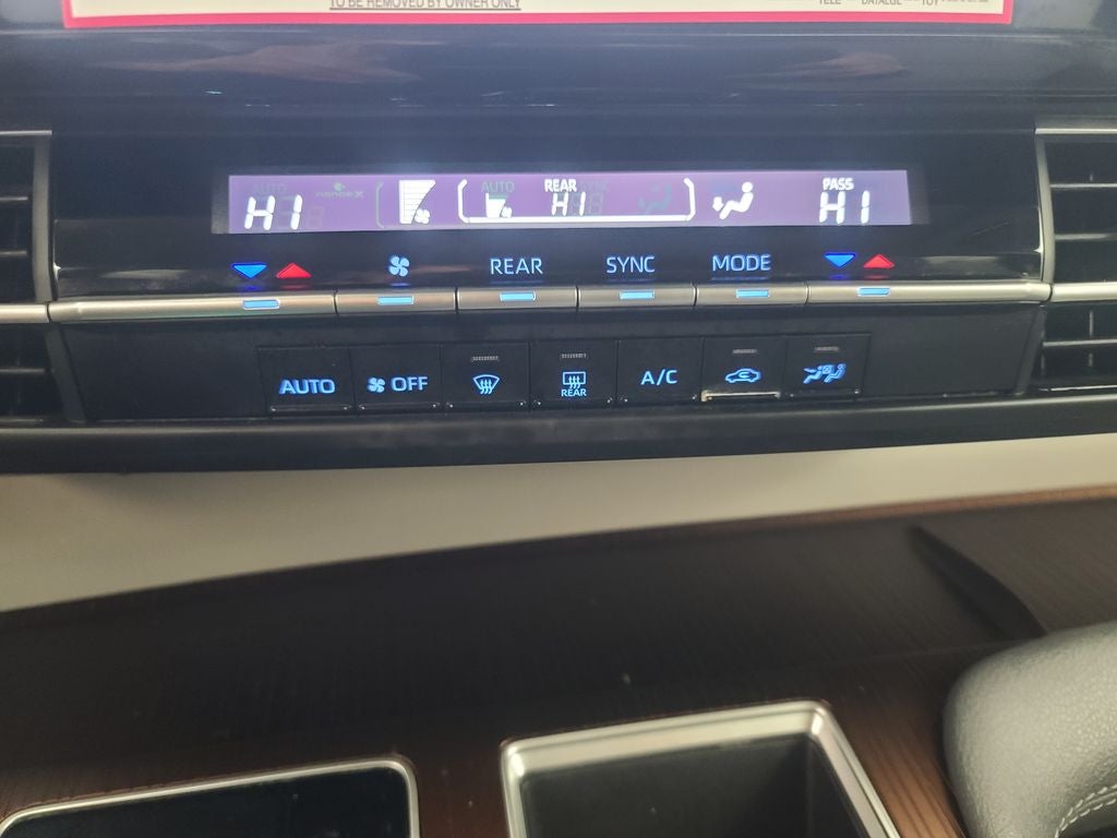 2024 Toyota Sienna LE 8 Passenger