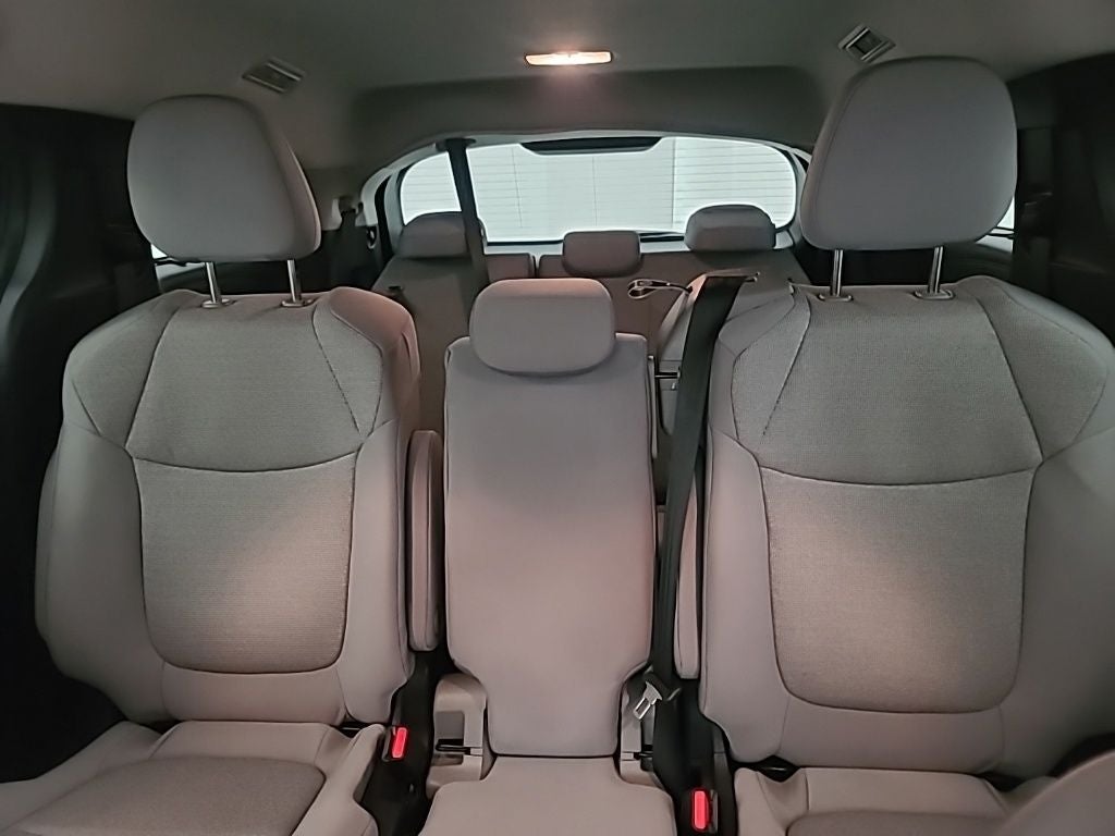 2026 Toyota Sienna LE 8 Passenger