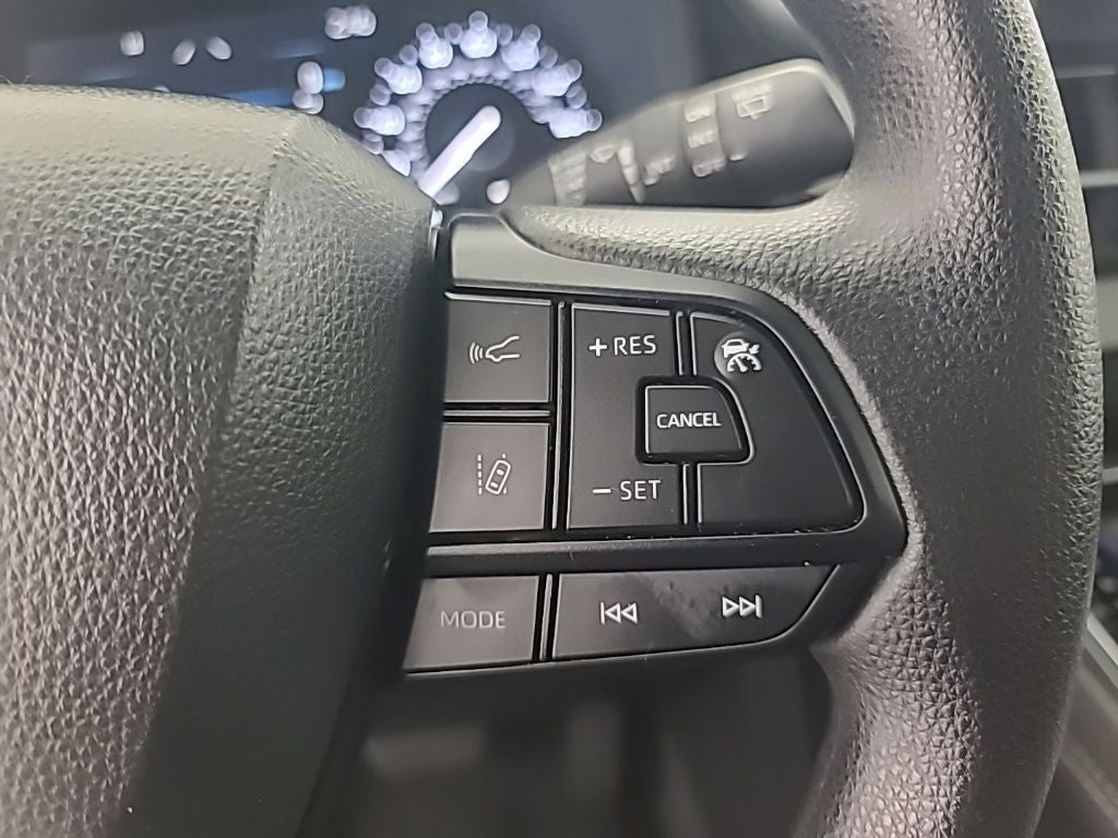 2026 Toyota Sienna LE 8 Passenger