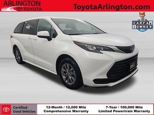 2025 Toyota Sienna LE 8 Passenger