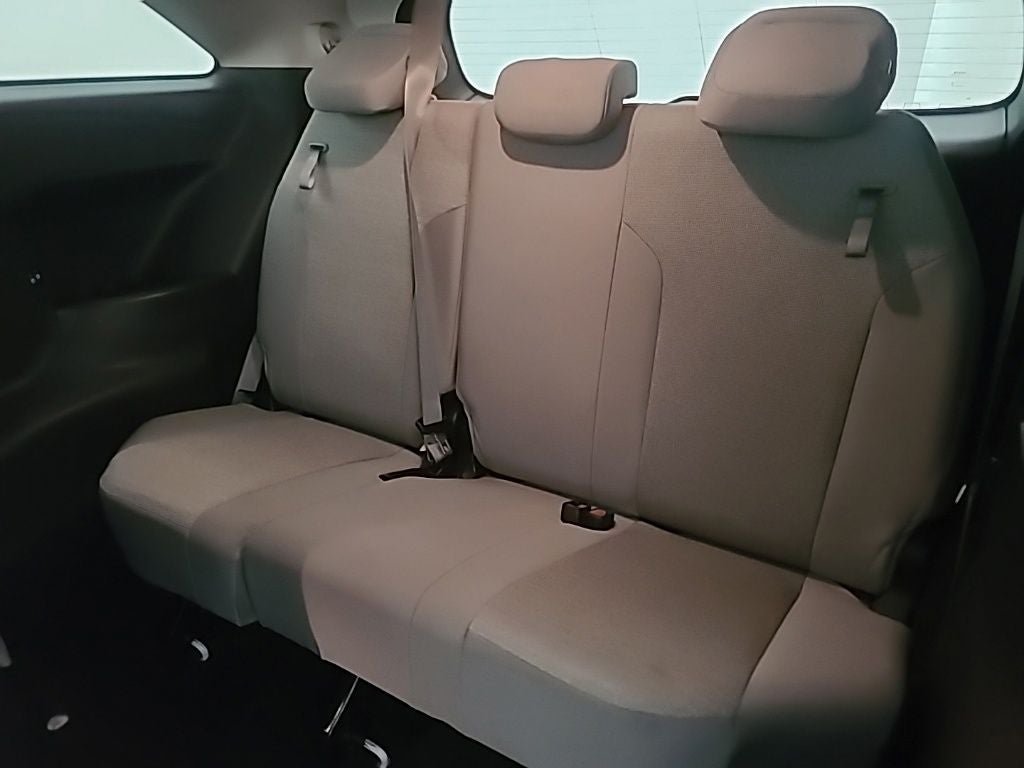 2025 Toyota Sienna LE 8 Passenger
