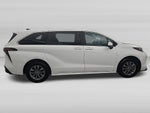 2025 Toyota Sienna LE 8 Passenger