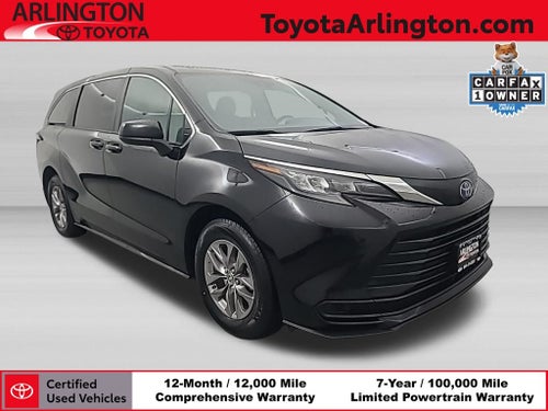2025 Toyota Sienna LE 8 Passenger