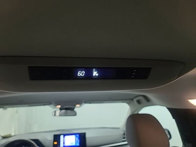 2025 Toyota Sienna LE 8 Passenger