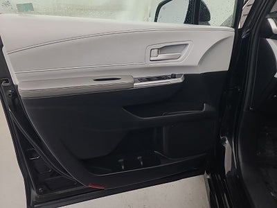 2025 Toyota Sienna LE 8 Passenger