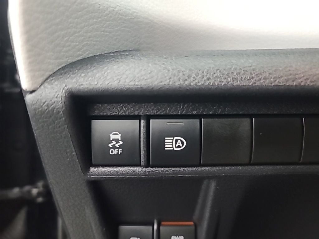 2025 Toyota Sienna LE 8 Passenger