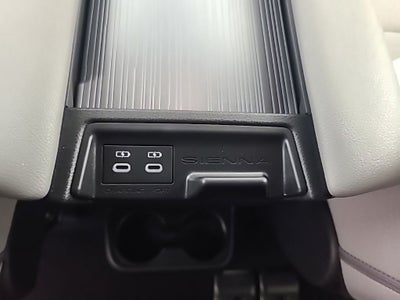 2026 Toyota Sienna LE 8 Passenger