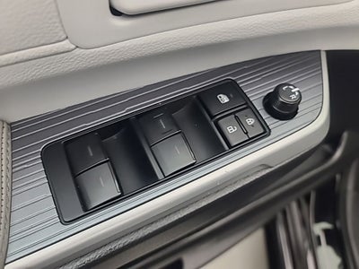 2026 Toyota Sienna LE 8 Passenger