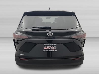 2026 Toyota Sienna LE 8 Passenger