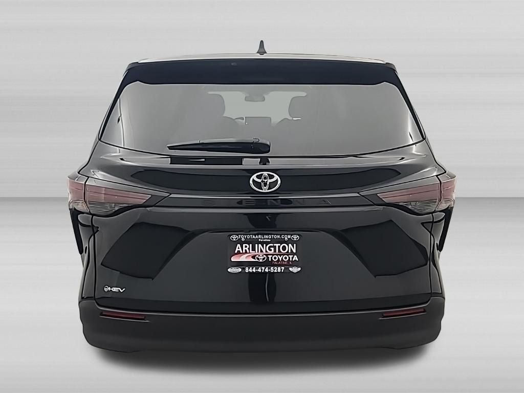 2026 Toyota Sienna LE 8 Passenger