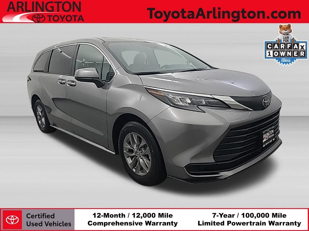 2026 Toyota Sienna LE 8 Passenger