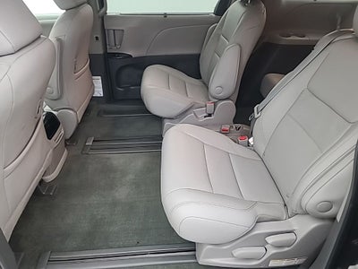 2015 Toyota Sienna L 7 Passenger