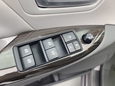 2015 Toyota Sienna L 7 Passenger