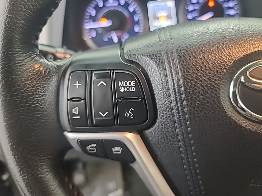 2015 Toyota Sienna L 7 Passenger