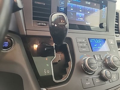 2015 Toyota Sienna L 7 Passenger