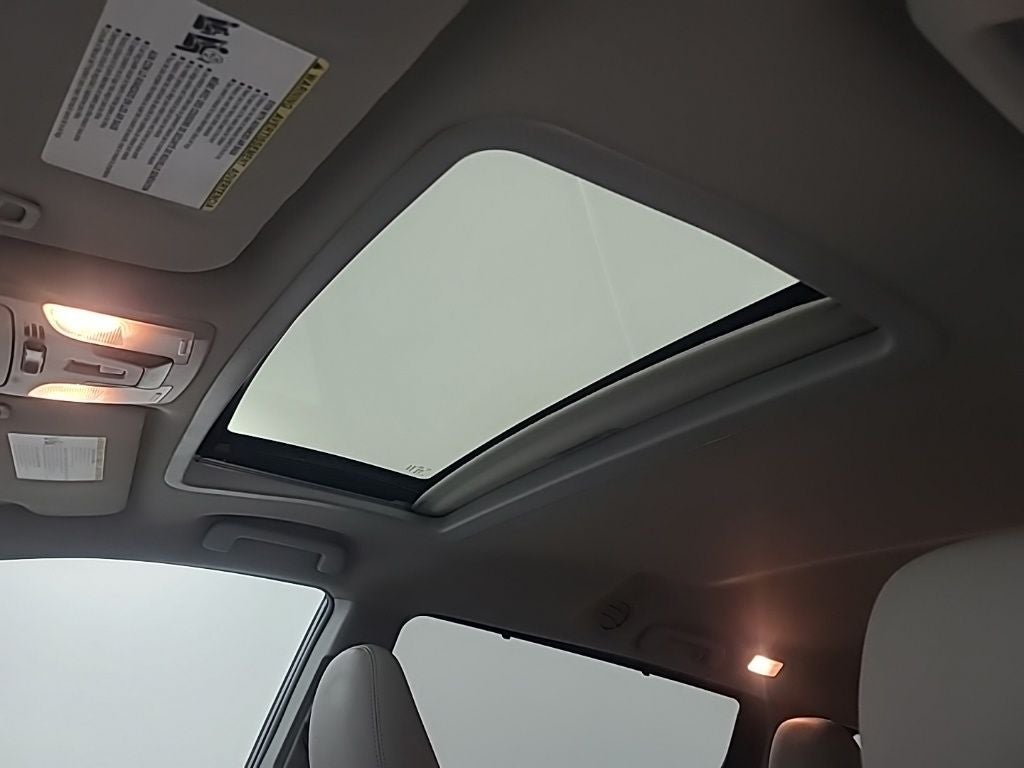 2015 Toyota Sienna L 7 Passenger