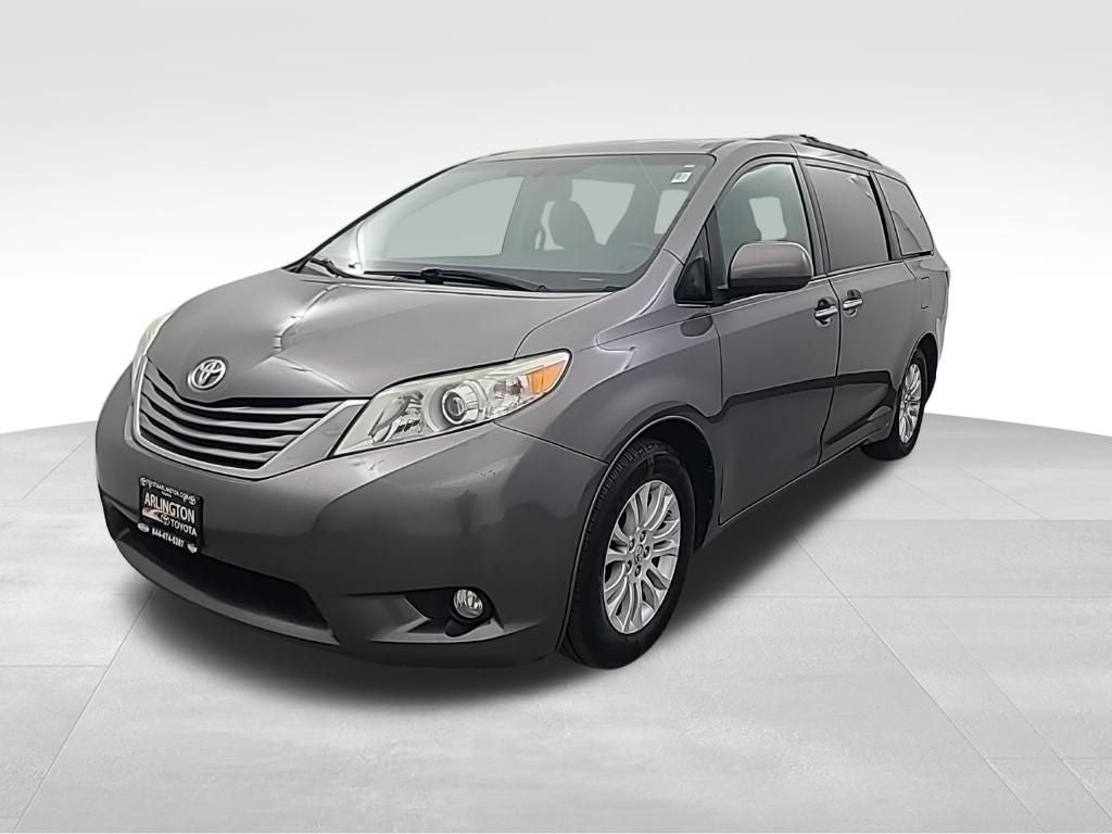 2015 Toyota Sienna L 7 Passenger