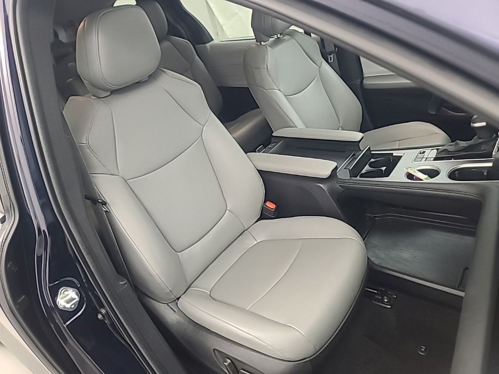 2025 Toyota Sienna XLE 8 Passenger
