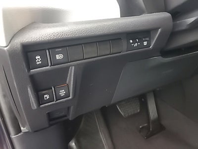 2025 Toyota Sienna XLE 8 Passenger