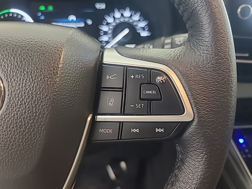2026 Toyota Sienna XLE 8 Passenger