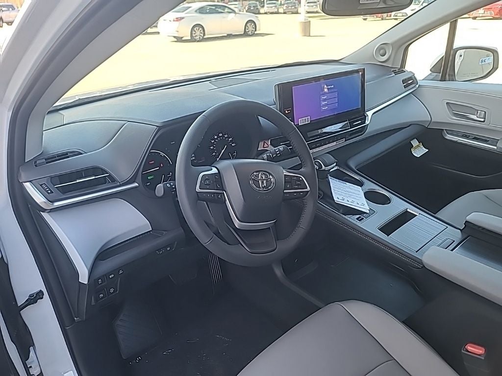 2026 Toyota Sienna XLE 7 Passenger