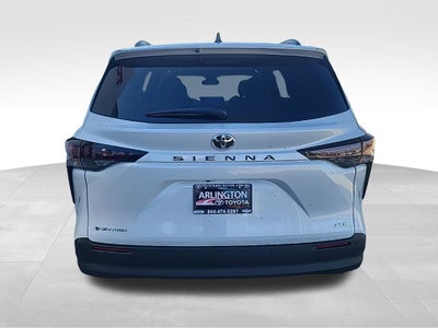2026 Toyota Sienna XLE 7 Passenger