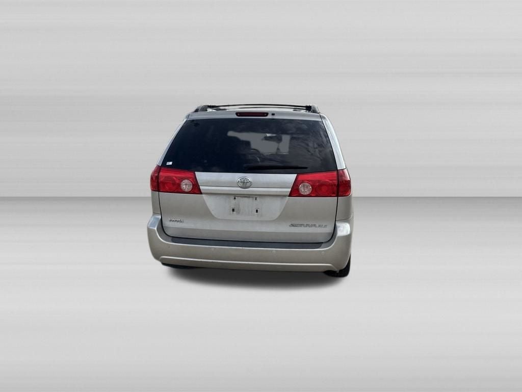 2008 Toyota SIENNA XLE