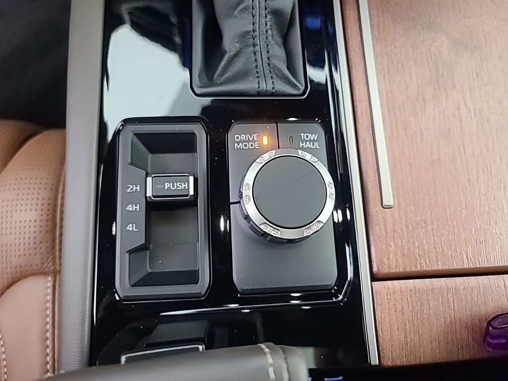 2026 Toyota TUNDRA HV 4X4 1794 Edition